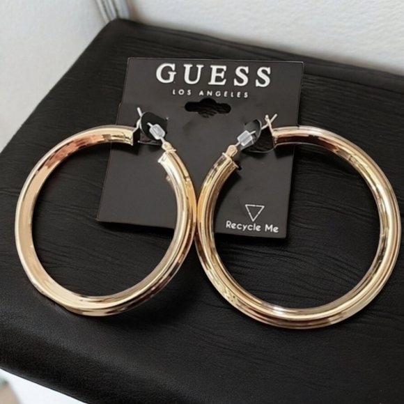 GUESS Large Gold Hoops Hoop Earrings 2" Hip Hop Y2K Vibe Polished - Picture 10 of 11